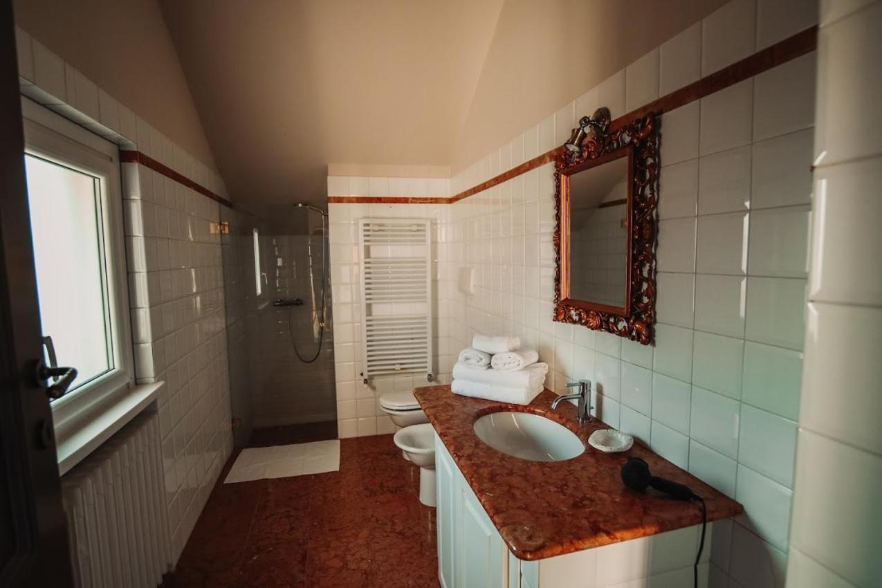 Mondo Bi And Bi Premium Suites 蒙多维 外观 照片